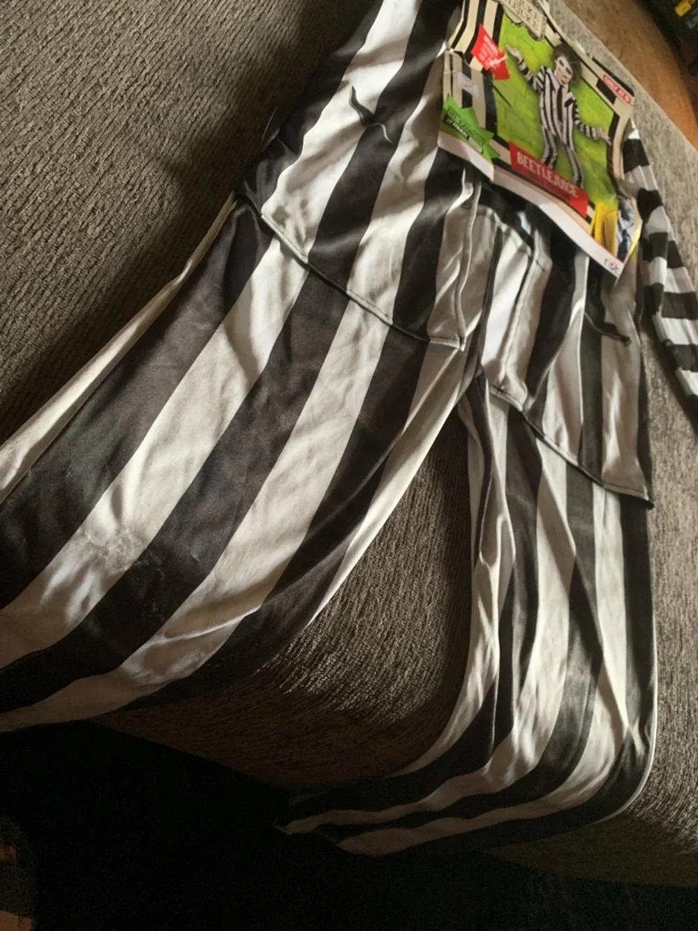 Rubie's Black & White Striped Kids Beetle Juice Costume - Picture 3 of 6